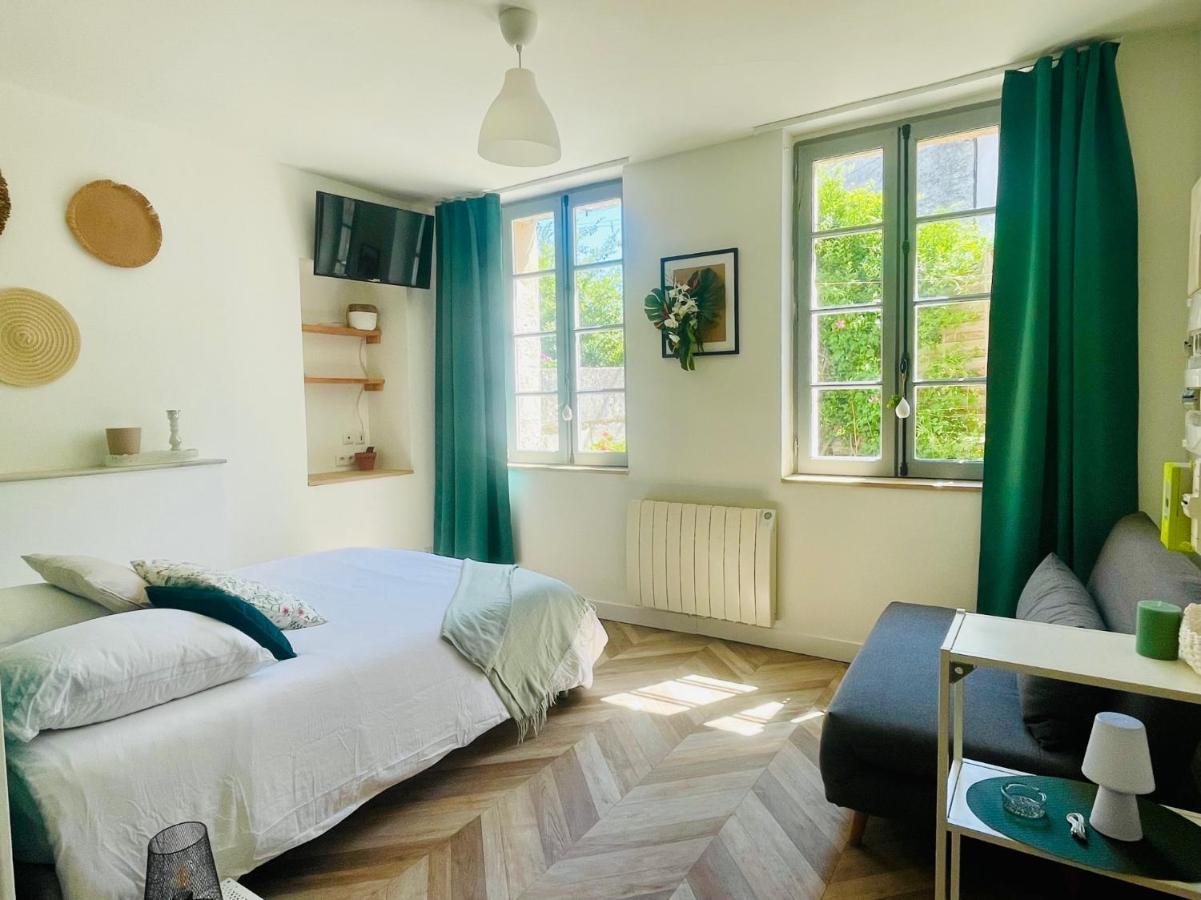 Le Tropical - Studio Avec Terrasse アングレーム エクステリア 写真